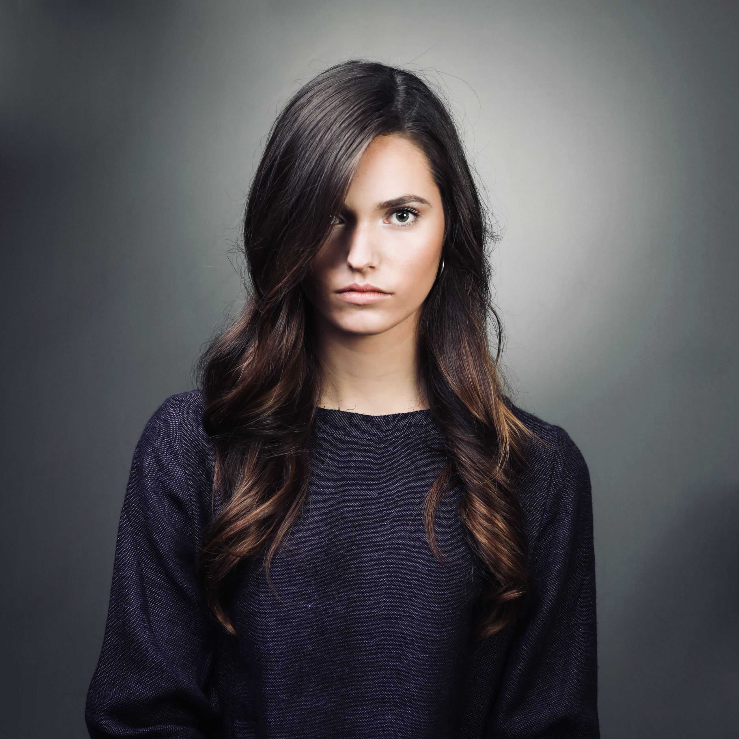 Portrait coiffure femme salon louis XVII à La Rochelle